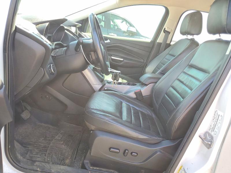 2016 Ford VIN 1FMCU0GX0GUB15927 COPART salvage auction — MINOR DENT/SCRATCHES, Ca - Dis/Dlr/Exp Only Clean Title, sold $175 on 2026-07-02 (photo 7)