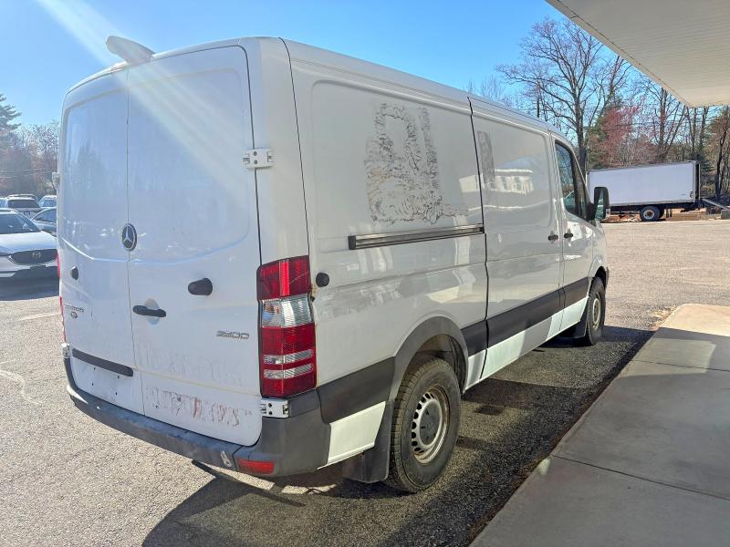 2017 Mercedes-benz Sprinter VIN WD3PE7CD0HP545863 COPART salvage auction — MINOR DENT/SCRATCHES, Me - Certificate Of Title (P), sold $8,900 on 2026-07-03 (photo 4)