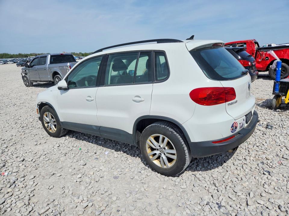2015 Volkswagen Tiguan VIN WVGBV7AX0FW512888 COPART salvage auction — NORMAL WEAR, Mi - Dealer Only Clean Title, sold $600 on 2026-07-16 (photo 2)