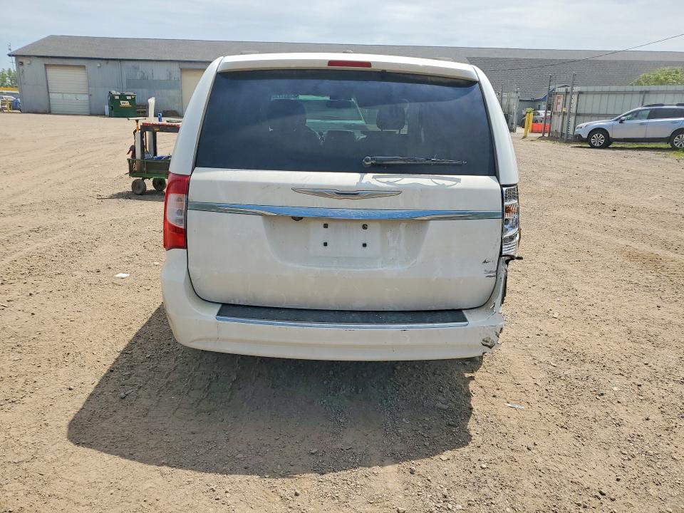 2015 Chrysler Voyager VIN 2C4RC1BGXFR741530 COPART salvage auction — REAR END, Mi - Certificate Of Title, sold $1,600 on 2026-07-22 (photo 6)