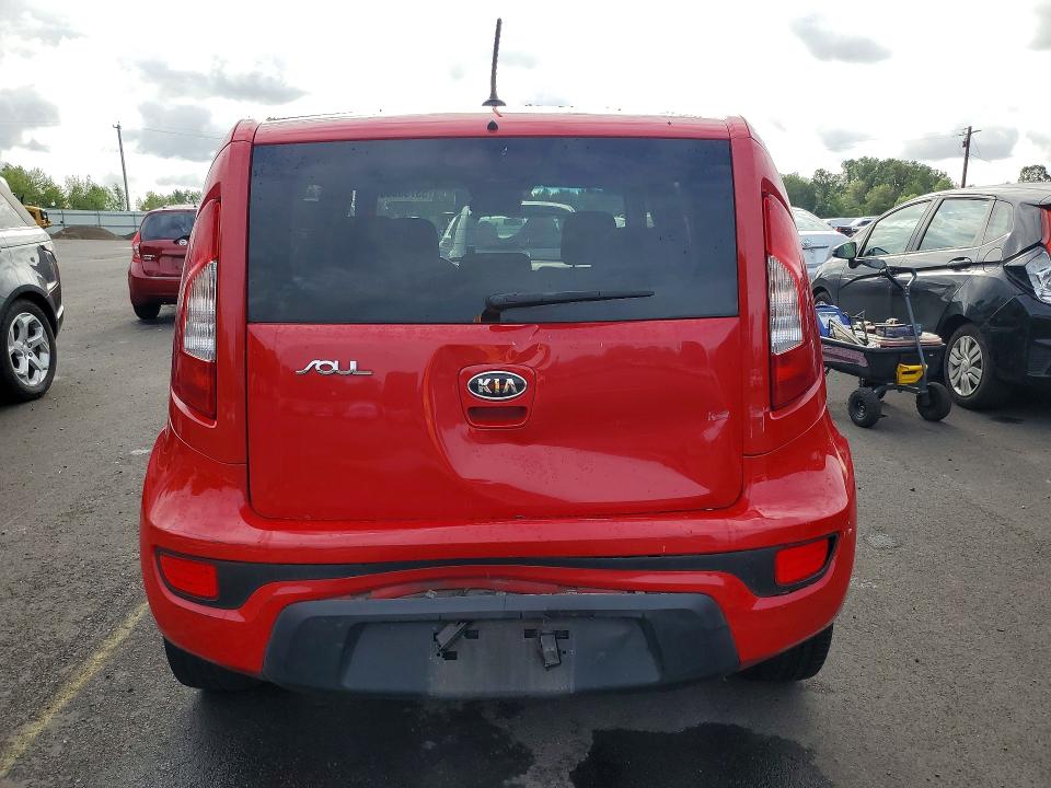 2012 Kia Soul VIN KNDJT2A64C7423220 COPART salvage auction — SIDE, Or - Salvage Title Certificate, sold $975 on 2026-07-06 (photo 6)