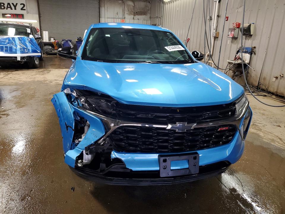2025 Chevrolet Trax VIN KL77LGEP7SC034942 COPART salvage auction — FRONT END, Il - Salvage Certificate, sold $4,550 on 2026-07-28 (photo 5)