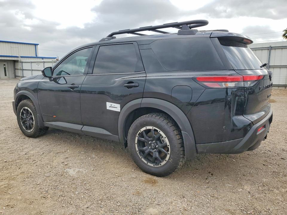 2025 Nissan Pathfinder VIN 5N1DR3BD8SC305252 COPART salvage auction — WATER/FLOOD, Tx - Salvage Vehicle Title, sold $7,800 on 2026-07-22 (photo 2)