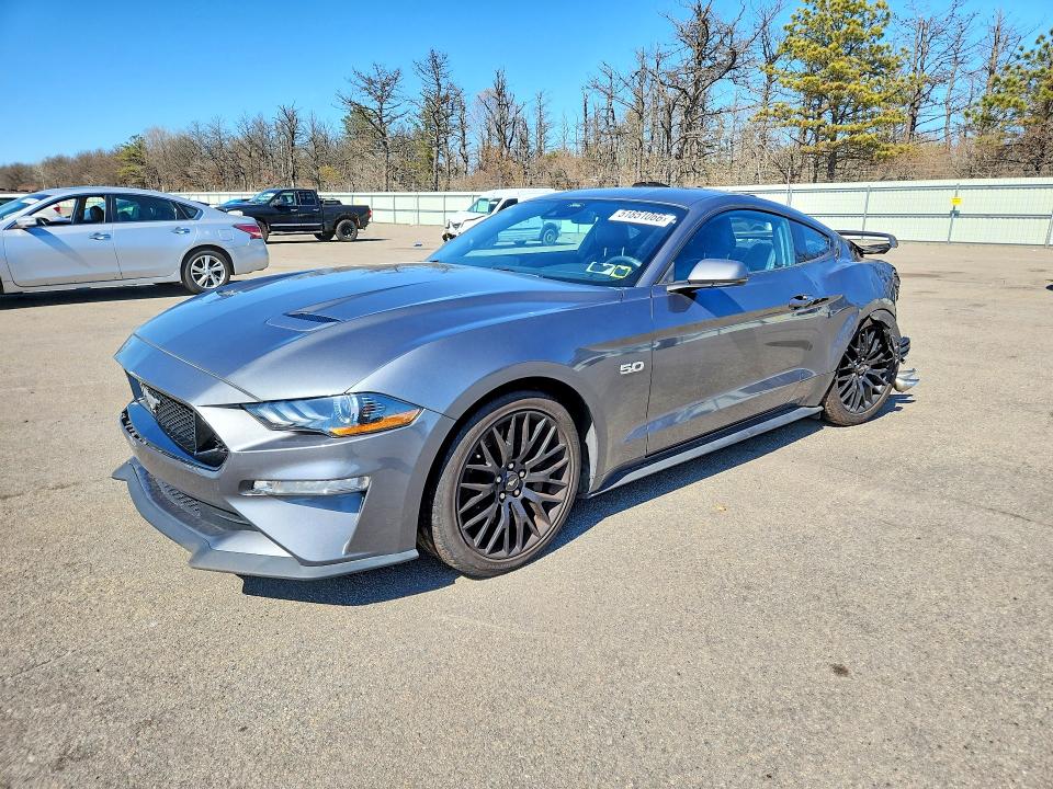 2022 Ford Mustang VIN 1FA6P8CF0N5143888 — COPART salvage auction photo