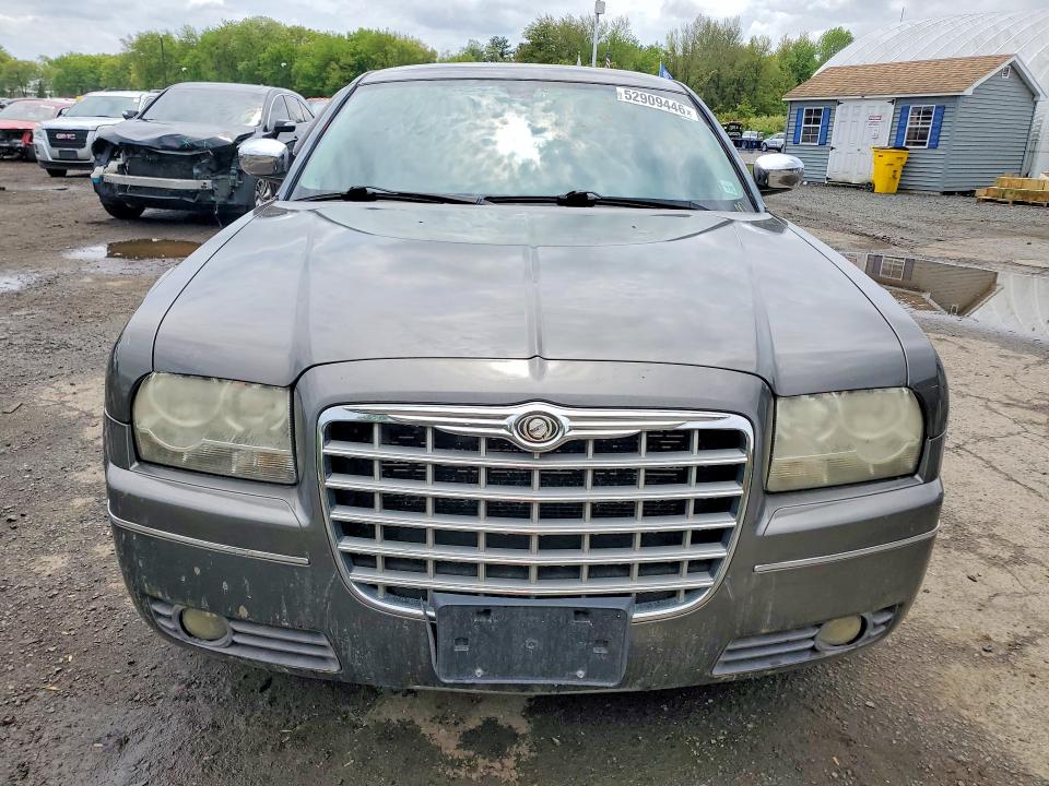 2010 Chrysler 300 VIN 2C3CA5CV7AH241408 COPART salvage auction — MINOR DENT/SCRATCHES, Ny - Certificate Of Title, sold $1,500 on 2026-07-09 (photo 5)