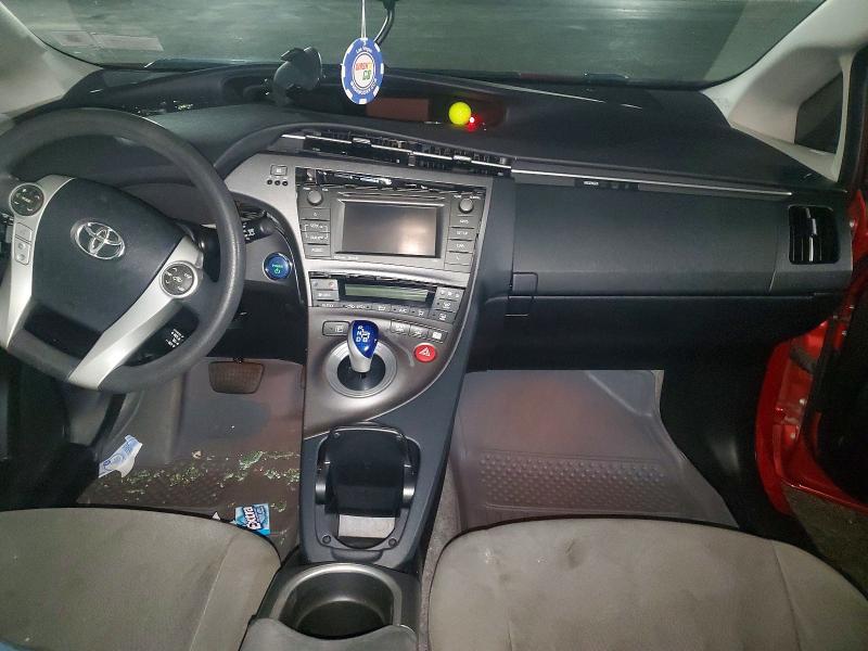 2014 Toyota Prius VIN JTDKN3DU6E1760329 COPART salvage auction — SIDE, Nv - Salvage Title, sold $125 on 2026-07-16 (photo 8)
