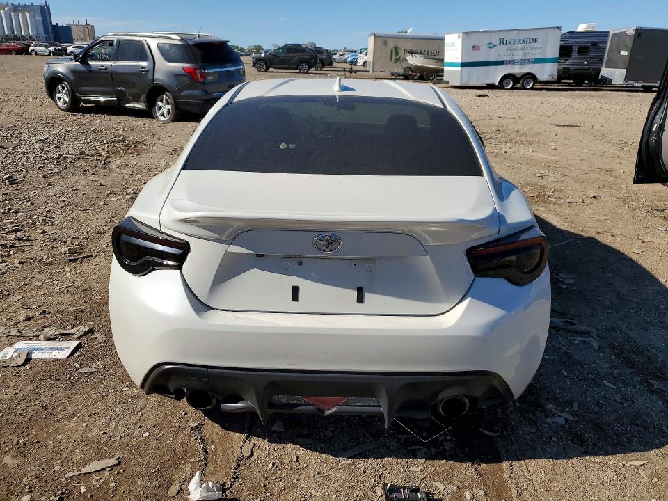 2017 Toyota Gt86 VIN JF1ZNAA13H8703469 COPART salvage auction — FRONT END, Il - Salvage Certificate, sold $5,200 on 2026-07-08 (photo 6)