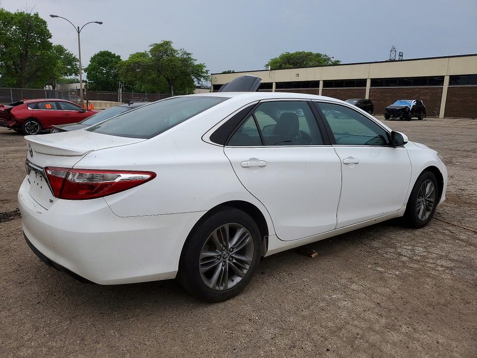 2015 Toyota VIN 4T1BF1FK7FU971578 COPART salvage auction — FRONT END, IL - CERT OF TITLE-CORRECTED, sold $3,250 on 2026-07-07 (photo 3)