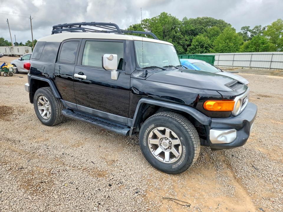 2014 Toyota Fj cruiser VIN JTEBU4BF4EK186073 COPART salvage auction — FRONT END, Fl - Certificate Of Title (P), sold $14,200 on 2026-07-28 (photo 4)