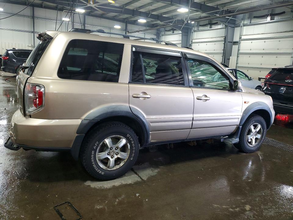 2007 Honda Pilot VIN 2HKYF187X7H522849 COPART salvage auction — REAR END, Mn - Cert Of Title-Prior Salvage, sold $625 on 2026-07-09 (photo 3)