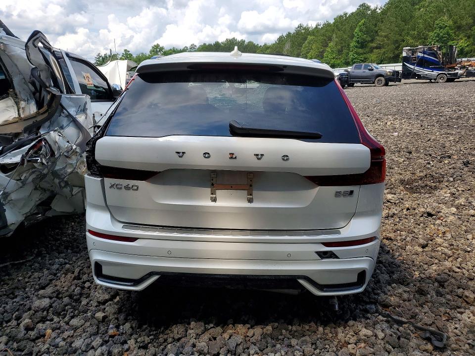2026 Volvo Xc60 VIN YV4M12RC0T1454199 COPART salvage auction — ROLLOVER, TX - NONREPAIRABLE TITLE, sold $1,850 on 2026-07-13 (photo 6)