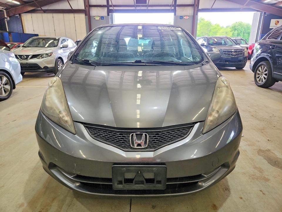 2013 Honda Fit VIN JHMGE8G36DC042335 COPART salvage auction — MINOR DENT/SCRATCHES, Vt - Certificate Of Title, sold $1,050 on 2026-07-02 (photo 5)
