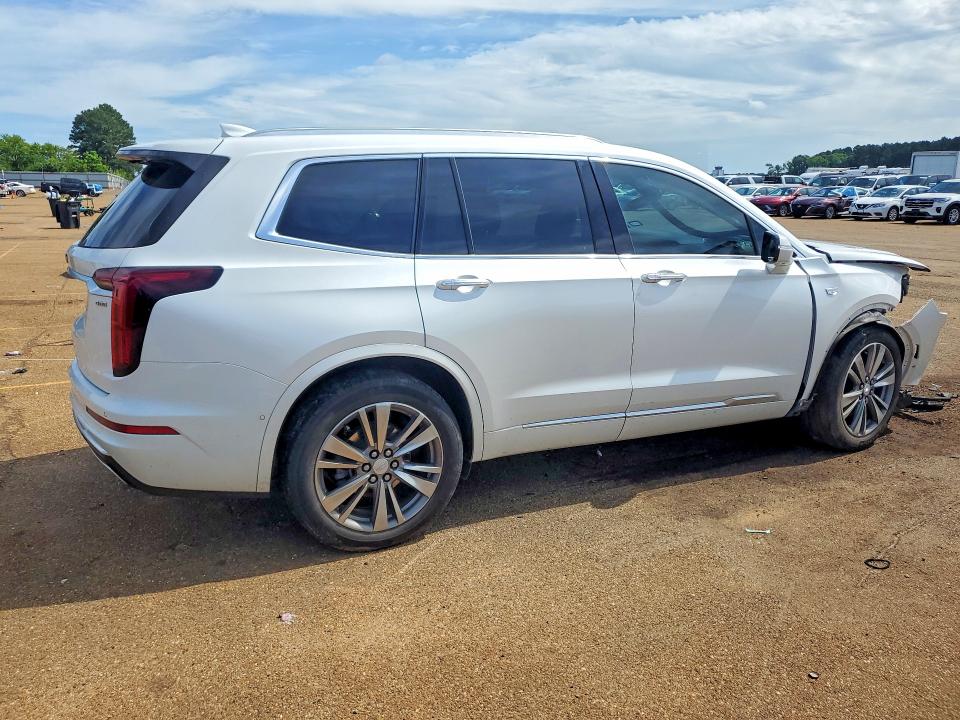 2021 Cadillac Xt6 VIN 1GYKPCRS5MZ198094 COPART salvage auction — FRONT END, TX - SALVAGE VEHICLE TITLE, sold $3,300 on 2026-07-27 (photo 3)