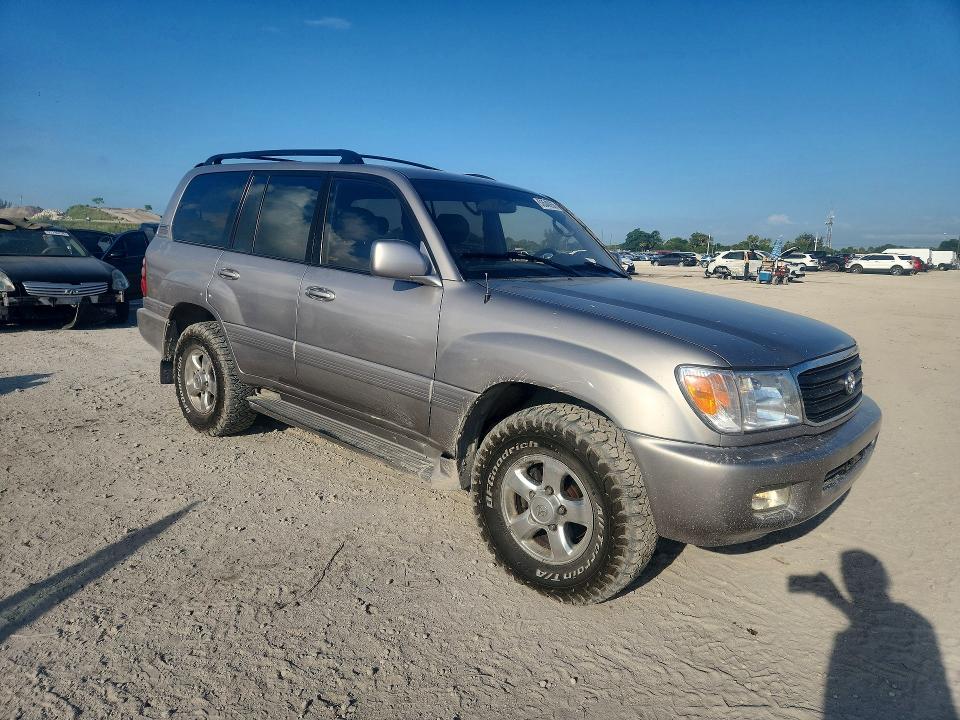 2001 Toyota Land cruiser VIN JTEHT05J012012856 COPART salvage auction — MINOR DENT/SCRATCHES, Fl - Certificate Of Title (P), sold $9,000 on 2026-07-14 (photo 4)