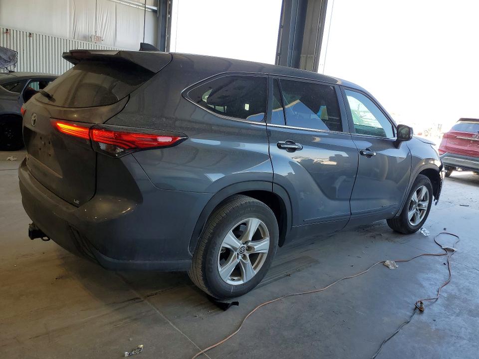 2023 Toyota Highlander VIN 5TDKDRAH8PS020834 COPART salvage auction — FRONT END, Ne - Cert Of Title-Salvage, sold $10,800 on 2026-07-08 (photo 3)