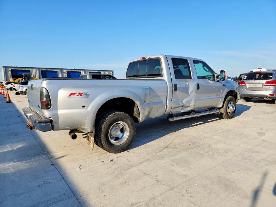 2004 Ford F-350 super duty VIN 1FTWW33PX4ED89547 COPART salvage auction — MECHANICAL, Tx - Salvage Vehicle Title (P), sold $2,600 on 2026-07-02 (photo 3)