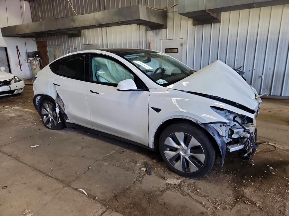 2021 Tesla Model y VIN 5YJYGDEE6MF246682 COPART salvage auction — FRONT END, Wi - Junked Vehicle Bill Of Sale, sold $3,600 on 2026-07-06 (photo 4)