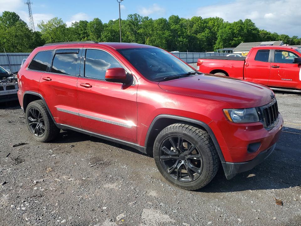 2011 Jeep Grandcherokee VIN 1J4RR4GG2BC567555 COPART salvage auction — REAR END, PA - CERTIFICATE OF SALVAGE, sold $825 on 2026-07-02 (photo 4)