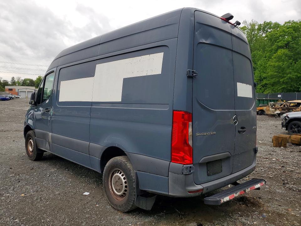 2019 Mercedes-benz Sprinter VIN WD4PF0CD4KP091818 COPART salvage auction — SIDE, Md - Certificate Of Title, sold $9,100 on 2026-07-27 (photo 2)