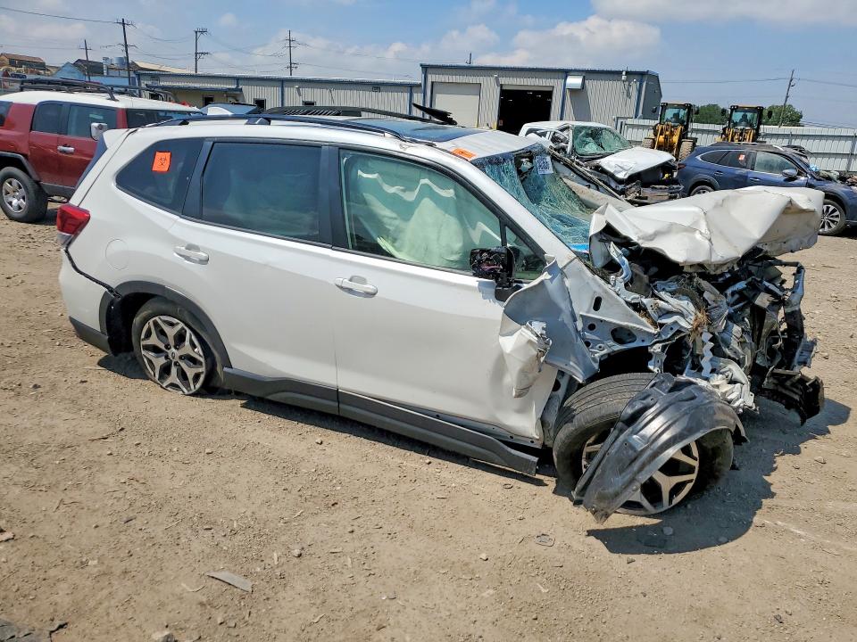 2021 Subaru Forester VIN JF2SKAFC4MH401487 COPART salvage auction — ALL OVER, Il - Salvage Certificate, sold $225 on 2026-07-10 (photo 4)