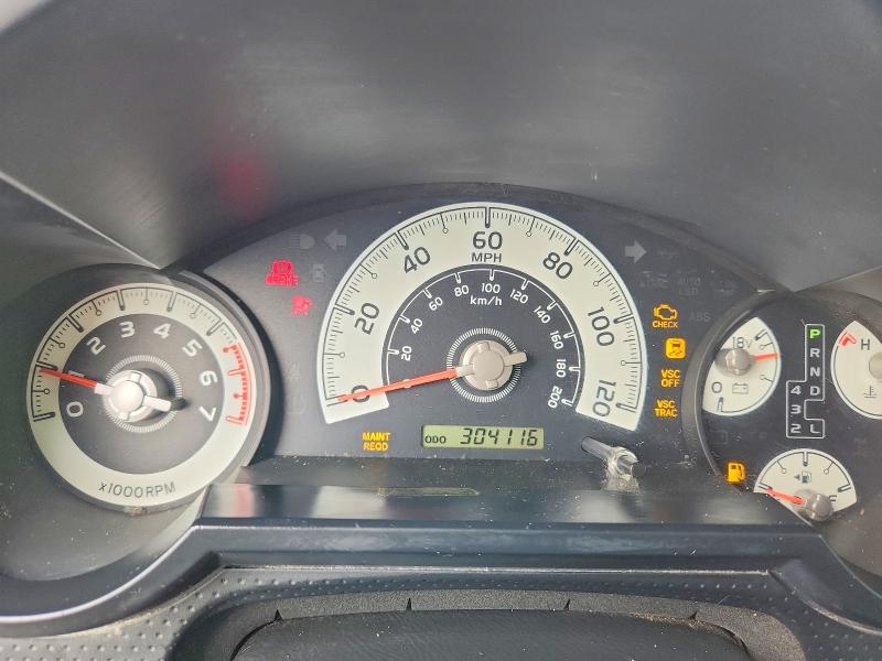 2008 Toyota Fj cruiser VIN JTEBU11F38K023418 COPART salvage auction — FRONT END, Ga - Certificate Of Title (P), sold $6,200 on 2026-07-28 (photo 9)