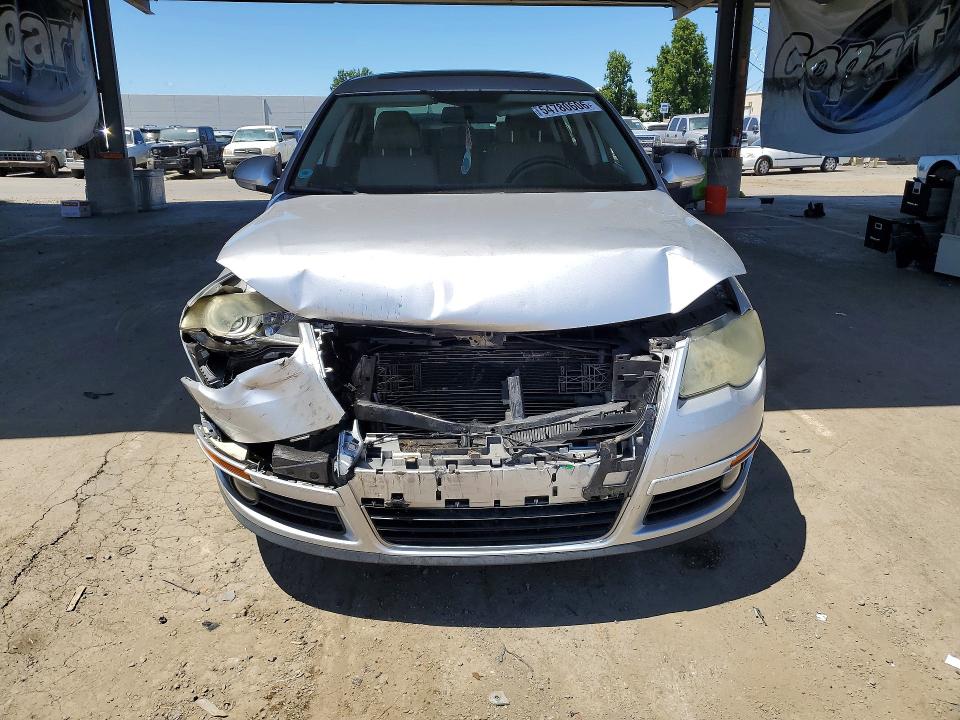 2009 Volkswagen Passat VIN WVWJK73C49P043144 COPART salvage auction — FRONT END, CA - SALVAGE CERTIFICATE, sold $275 on 2026-07-14 (photo 5)