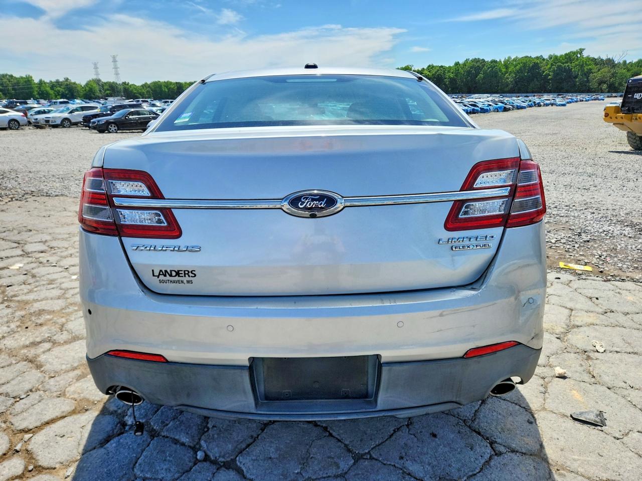 2014 Ford Taurus VIN 1FAHP2F85EG171001 COPART salvage auction — Minor Dent/Scratches, TN - SALVAGE CERTIFICATE, sold $2,250 on 2026-06-23 (photo 6)