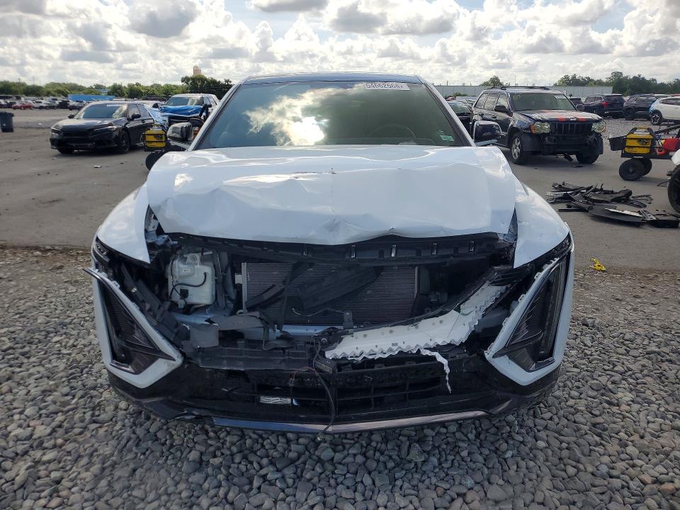 2026 Cadillac Lyriq VIN 1GYKPURL4TZ301616 COPART salvage auction — FRONT END, Fl - Cert Of Title Slvg Rebuildable, sold $18,300 on 2026-07-08 (photo 5)