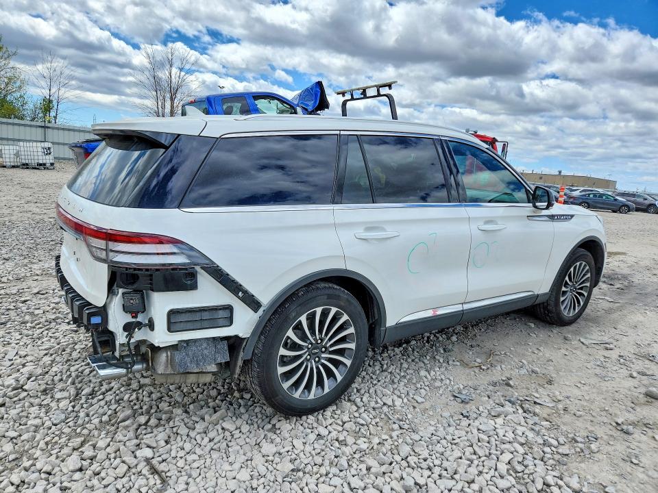 2024 Lincoln Aviator VIN 5LM5J7XC0RGL04387 COPART salvage auction — REAR END, Id - Salvage Certificate Of Title, sold $10,000 on 2026-07-27 (photo 3)