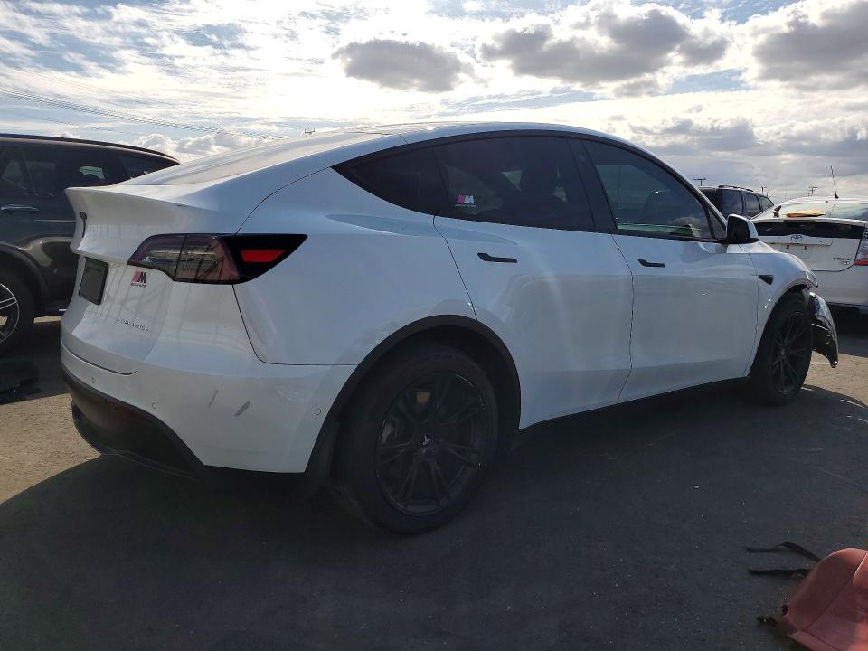 2022 Tesla Model y VIN 7SAYGDEE5NF317505 COPART salvage auction — FRONT END, Ca - Salvage Certificate, sold $8,700 on 2026-07-15 (photo 3)