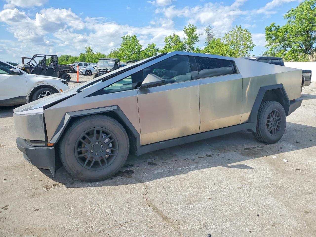 2025 Tesla Cybertruck VIN 7G2CEHED6SA063076 — COPART salvage auction photo