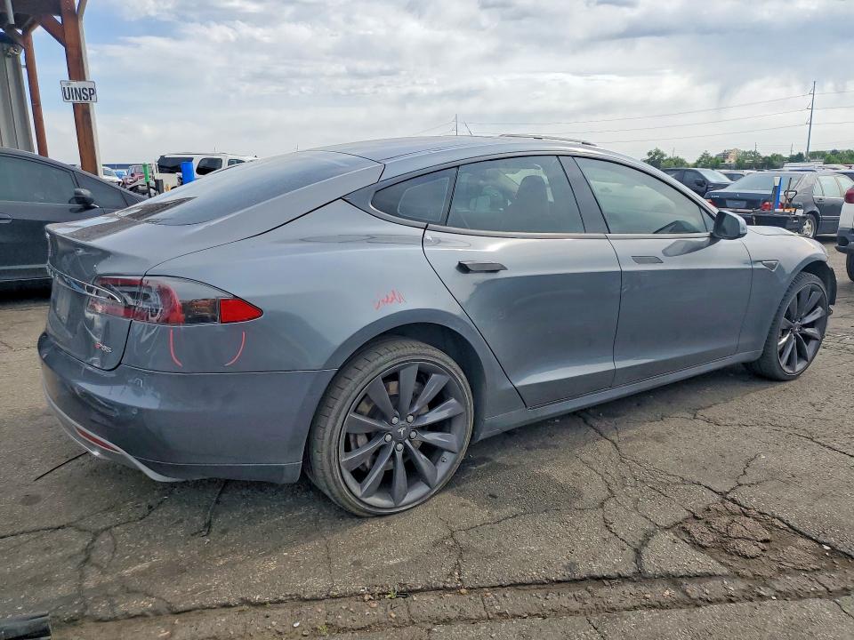 2013 Tesla VIN 5YJSA1DP5DFP26625 COPART salvage auction — FRONT END, Co - Public - Salvage Title, sold $325 on 2026-07-23 (photo 3)
