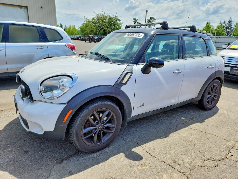 2012 Mini Cooper VIN WMWZC5C52CWL59836 COPART salvage auction — MINOR DENT/SCRATCHES, Or - Certificate Of Title, sold $1,000 on 2026-08-17 (photo 1)
