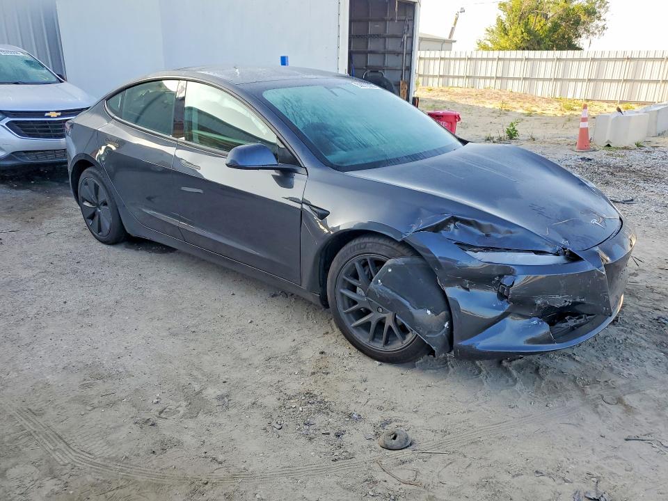 2025 Tesla VIN 5YJ3E1EA7SF030493 COPART salvage auction — FRONT END, Fl - Cert Of Title Slvg Rebuildable, sold $10,500 on 2026-07-10 (photo 4)