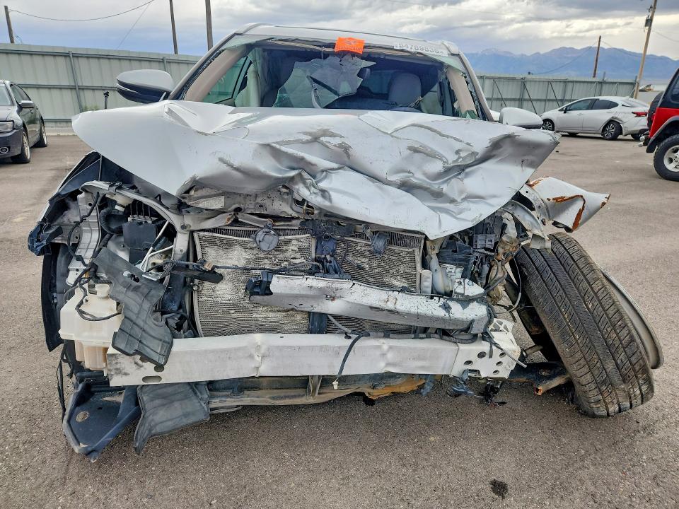 2018 Toyota Highlander VIN 5TDDZRFH7JS809020 COPART salvage auction — FRONT END, Ut - Salvage Certificate, sold $3,750 on 2026-07-17 (photo 5)