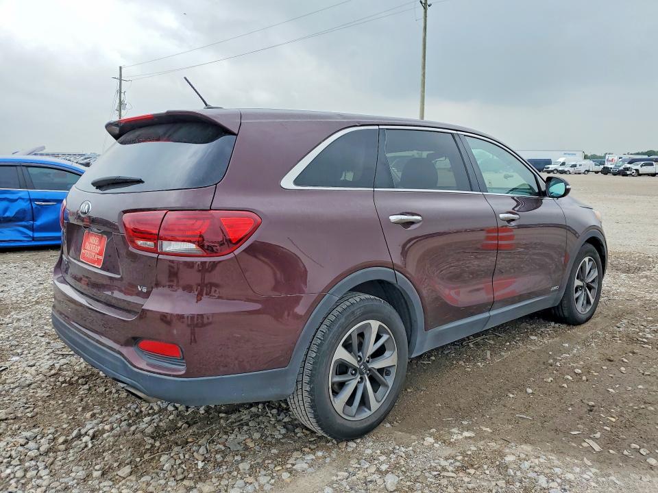 2020 Kia Sorento VIN 5XYPGDA57LG680814 COPART salvage auction — WATER/FLOOD, Tx - Salvage Title-Flood Damage, sold $1,950 on 2026-07-09 (photo 3)