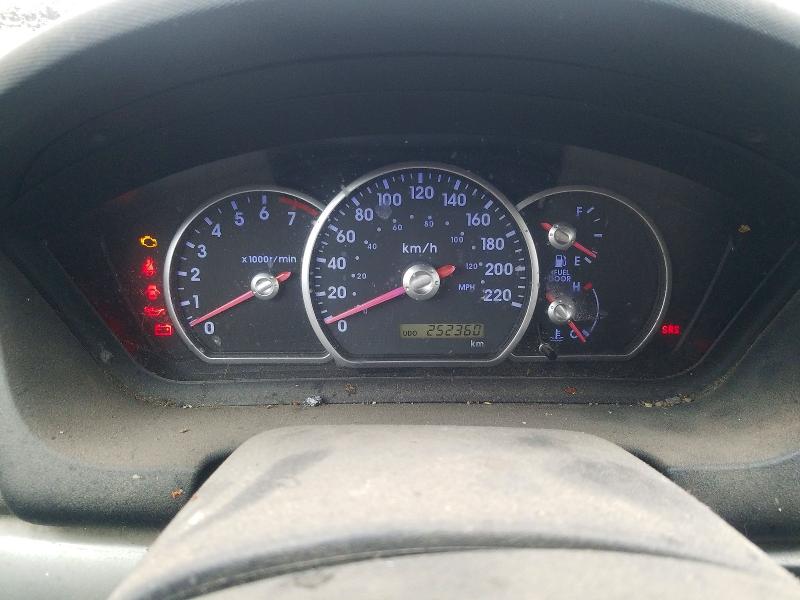 2005 Mitsubishi Galant VIN 4A3AB36F05E601699 COPART salvage auction — SIDE, Qc - Gravement Accidente, sold $125 on 2026-07-07 (photo 9)