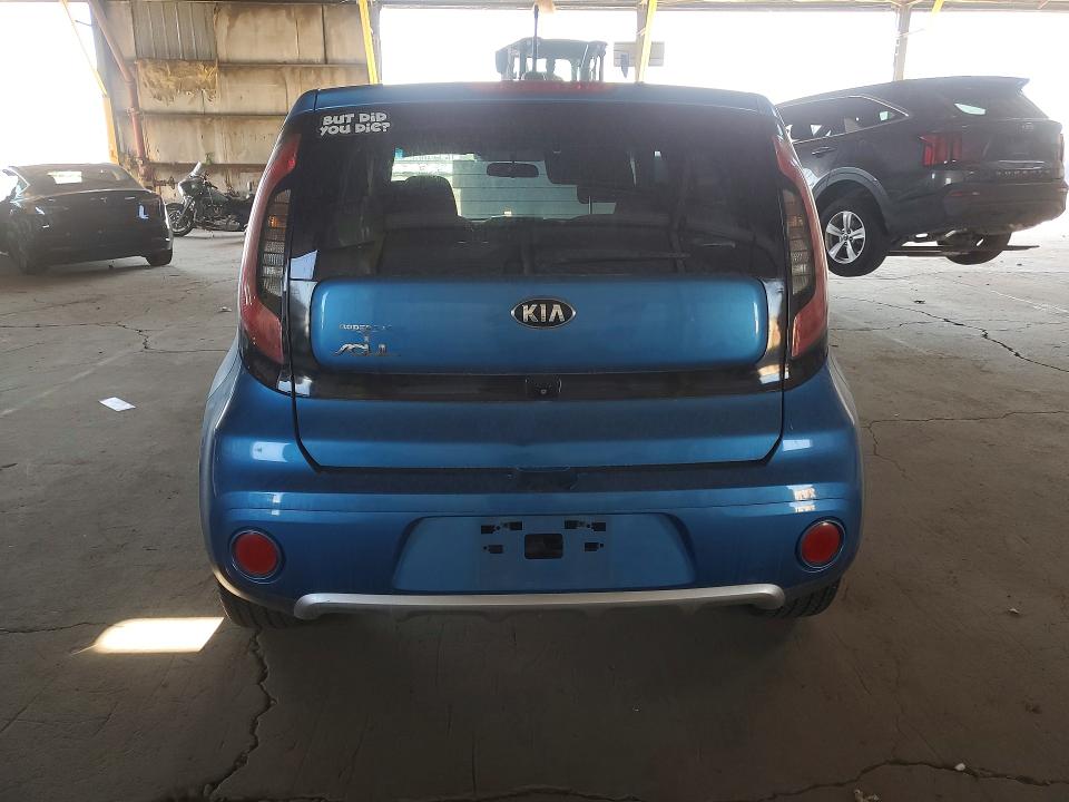 2018 Kia Soul VIN KNDJP3A56J7588104 COPART salvage auction — MINOR DENT/SCRATCHES, Az - Certificate Of Title, sold $1,650 on 2026-07-06 (photo 6)
