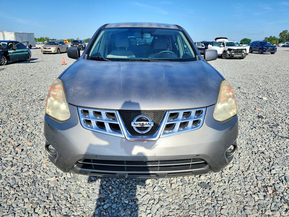 2013 Nissan Rogue sport VIN JN8AS5MT1DW041373 COPART salvage auction — MINOR DENT/SCRATCHES, FL - CERTIFICATE OF TITLE, sold $475 on 2026-07-02 (photo 5)