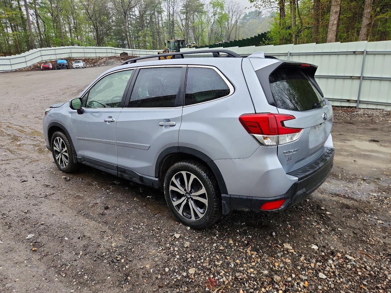 2022 Subaru Forester VIN JF2SKAPC2NH435427 COPART salvage auction — Front End, VT - CERT OF TITLE-SALVAGE VEHICLE, sold $11,800 on 2026-09-17 (photo 2)