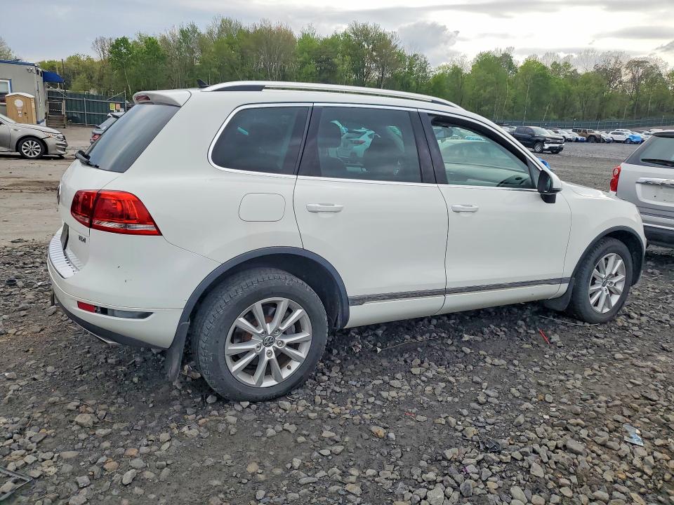 2014 Volkswagen VIN WVGEP9BP6ED013038 COPART salvage auction — MECHANICAL, Nj - Certificate Of Title, sold $3,550 on 2026-07-08 (photo 3)