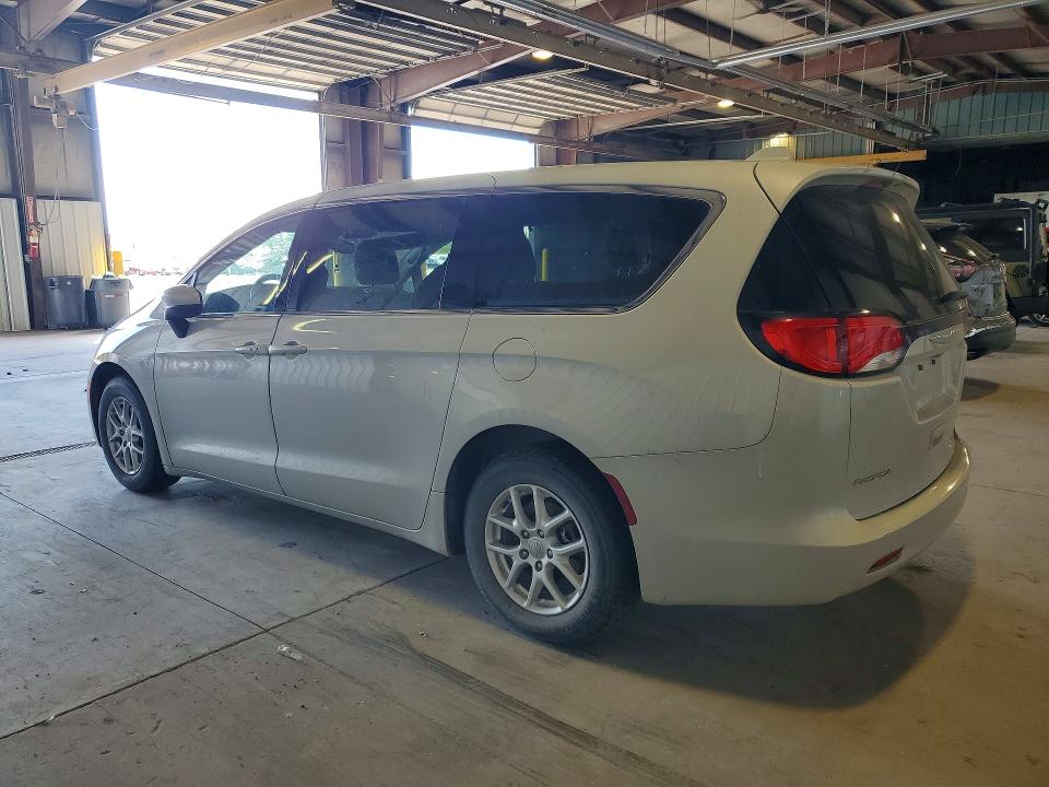 2017 Chrysler Pacifica VIN 2C4RC1CG2HR598848 COPART salvage auction — ROOF, Ia - Cert Of Title-Salvage Title, sold $2,650 on 2026-07-18 (photo 2)