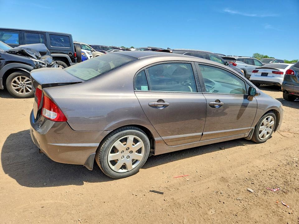 2011 Honda Civic VIN 19XFA1F51BE026696 COPART salvage auction — REAR END, Il - Salvage Certificate, sold $400 on 2026-07-09 (photo 3)