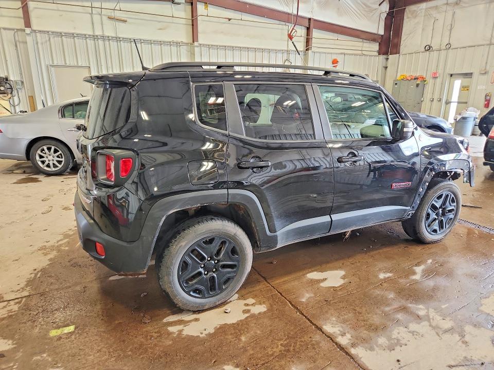 2018 Jeep VIN ZACCJBCB0JPH41800 COPART salvage auction — FRONT END, WI - JUNKED VEHICLE BILL OF SALE, sold $900 on 2026-08-03 (photo 3)