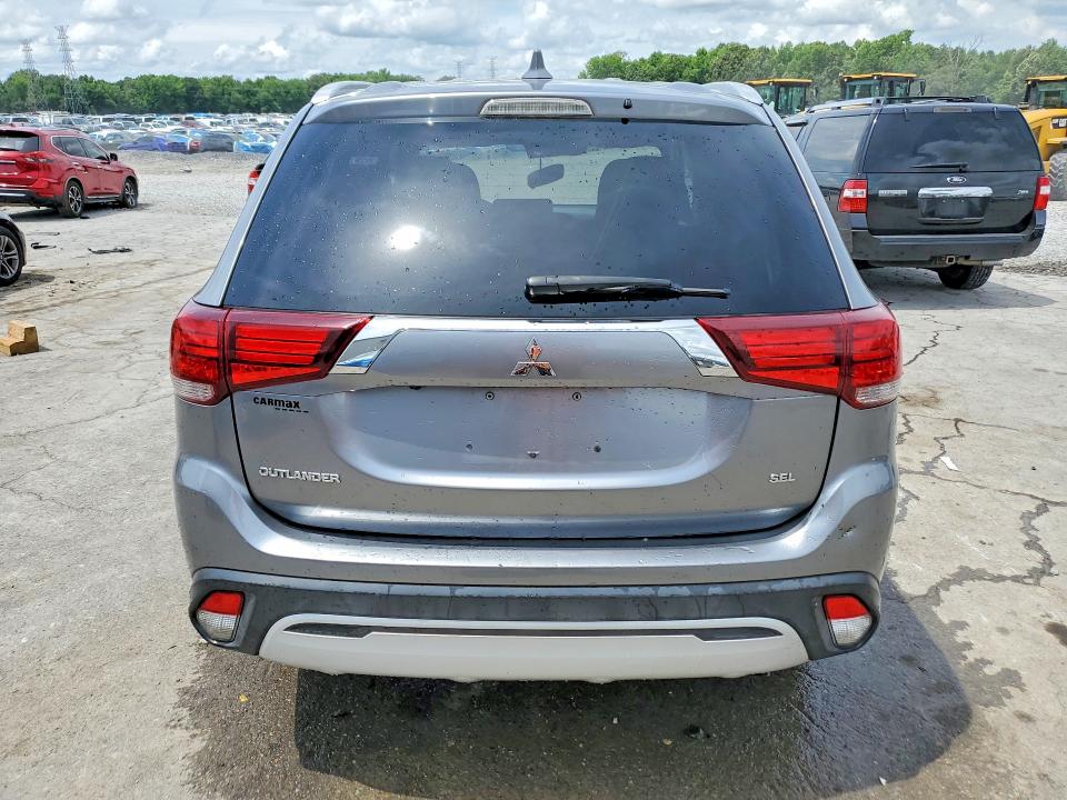 2020 Mitsubishi VIN JA4AD3A3XLZ019264 COPART salvage auction — VANDALISM, Tn - Salvage Certificate, sold $100 on 2026-07-30 (photo 6)