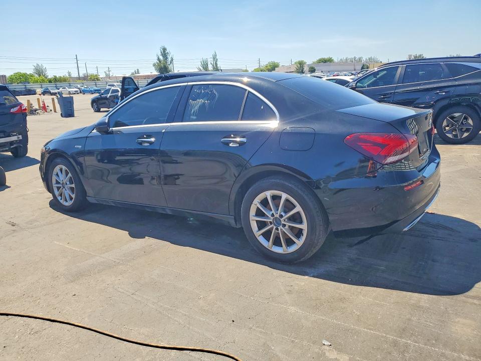 2019 Mercedes-benz VIN WDD3G4EB9KW019307 COPART salvage auction — MECHANICAL, Fl - Certificate Of Title, sold $8,500 on 2026-07-15 (photo 2)