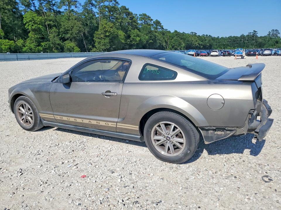 2005 Ford Mustang VIN 1ZVHT80N855253482 COPART salvage auction — REAR END, TX - CERTIFICATE OF TITLE, sold $675 on 2026-07-02 (photo 2)