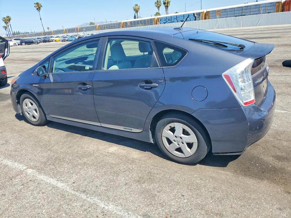 2011 Toyota Prius VIN JTDKN3DU0B1375389 COPART salvage auction — MINOR DENT/SCRATCHES, In - Certificate Of Title, sold $1,100 on 2026-07-24 (photo 2)