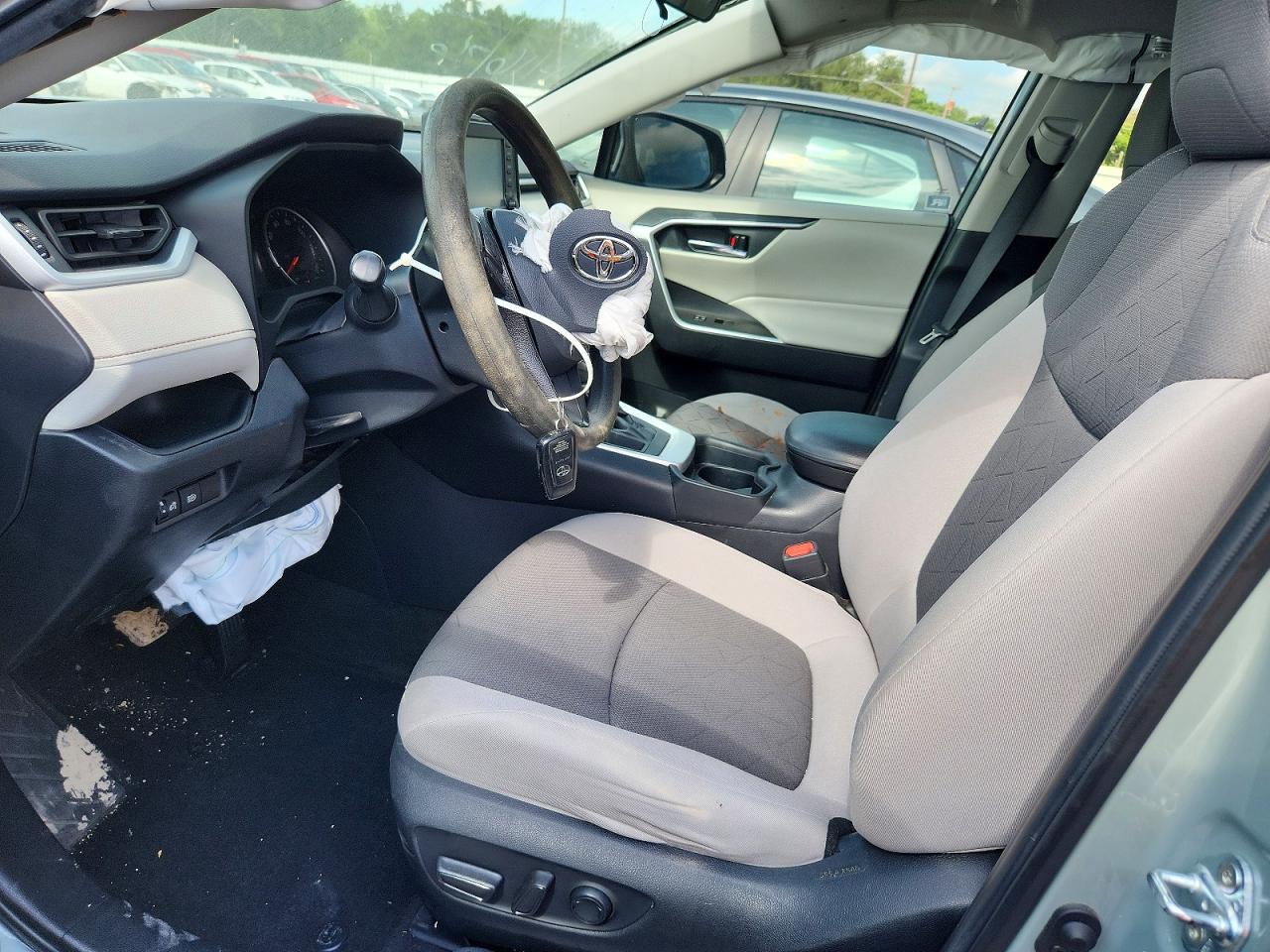 2021 Toyota RAV4 VIN 2T3W1RFV8MW171417 COPART salvage auction — Front End, TX - SALVAGE VEHICLE TITLE, sold $8,600 on 2026-06-25 (photo 7)