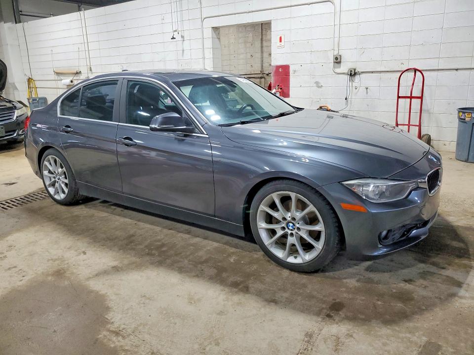 2015 BMW 3er VIN WBA3B1G56FNT04957 COPART salvage auction — REAR END, Mn - Certificate Of Title, sold $4,700 on 2026-07-02 (photo 4)